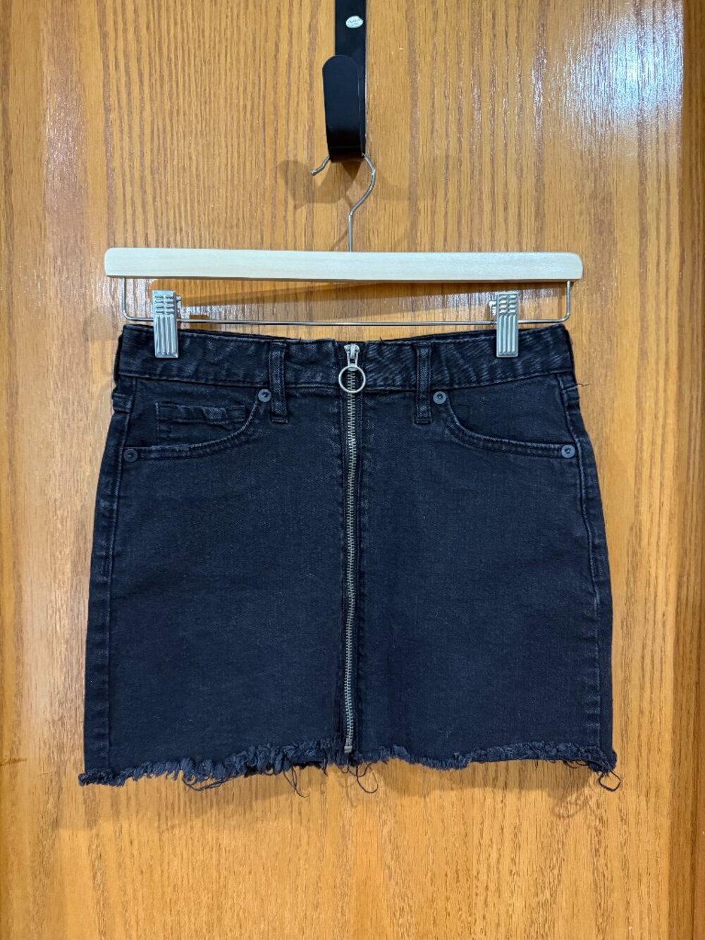 AERO black denim mini skirt size 0, zipper on front, pockets